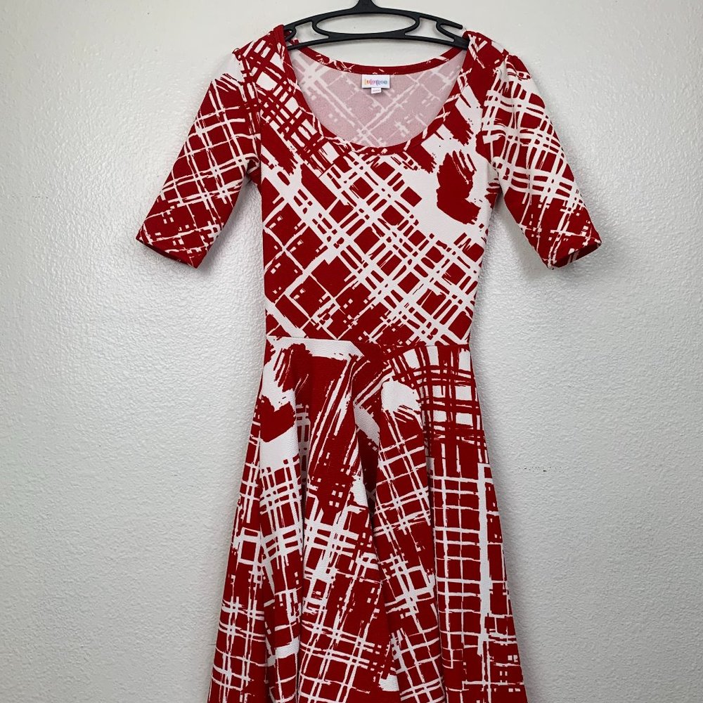 NWOT Lularoe Nicole Dress Red White‎ Geometric
